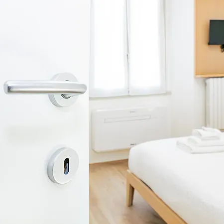 Riva Real Estate - * Lecco