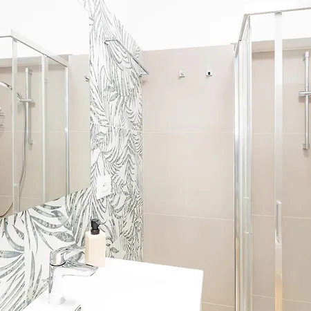 Riva Real Estate - * 莱科