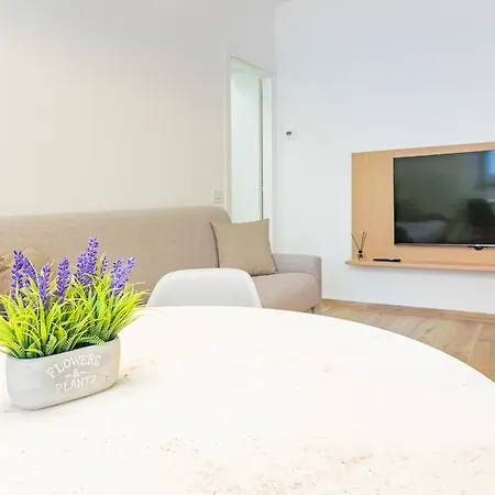 公寓 Riva Real Estate - 莱科