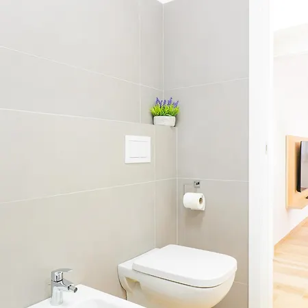 Riva Real Estate - * 莱科