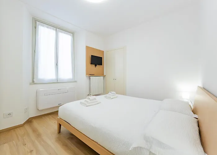 Riva Real Estate - Lägenhet Lecco