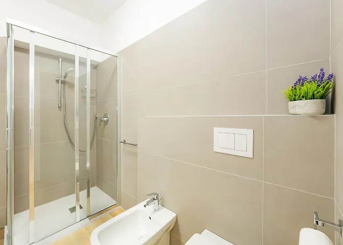 Riva Real Estate - Daire Lecco