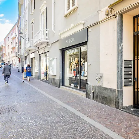 Riva Realestate - Apartament Lecco
